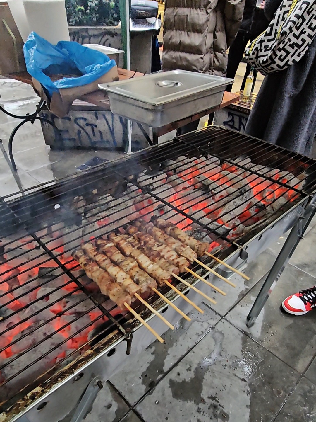 Zašto se u Grčkoj na Badnji dan jede meso iako traje Božićni post?