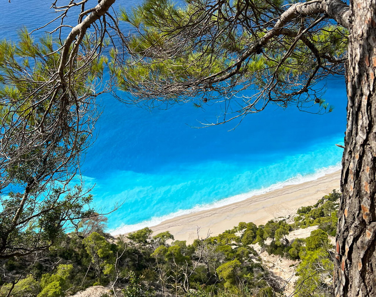  Lefkada beach