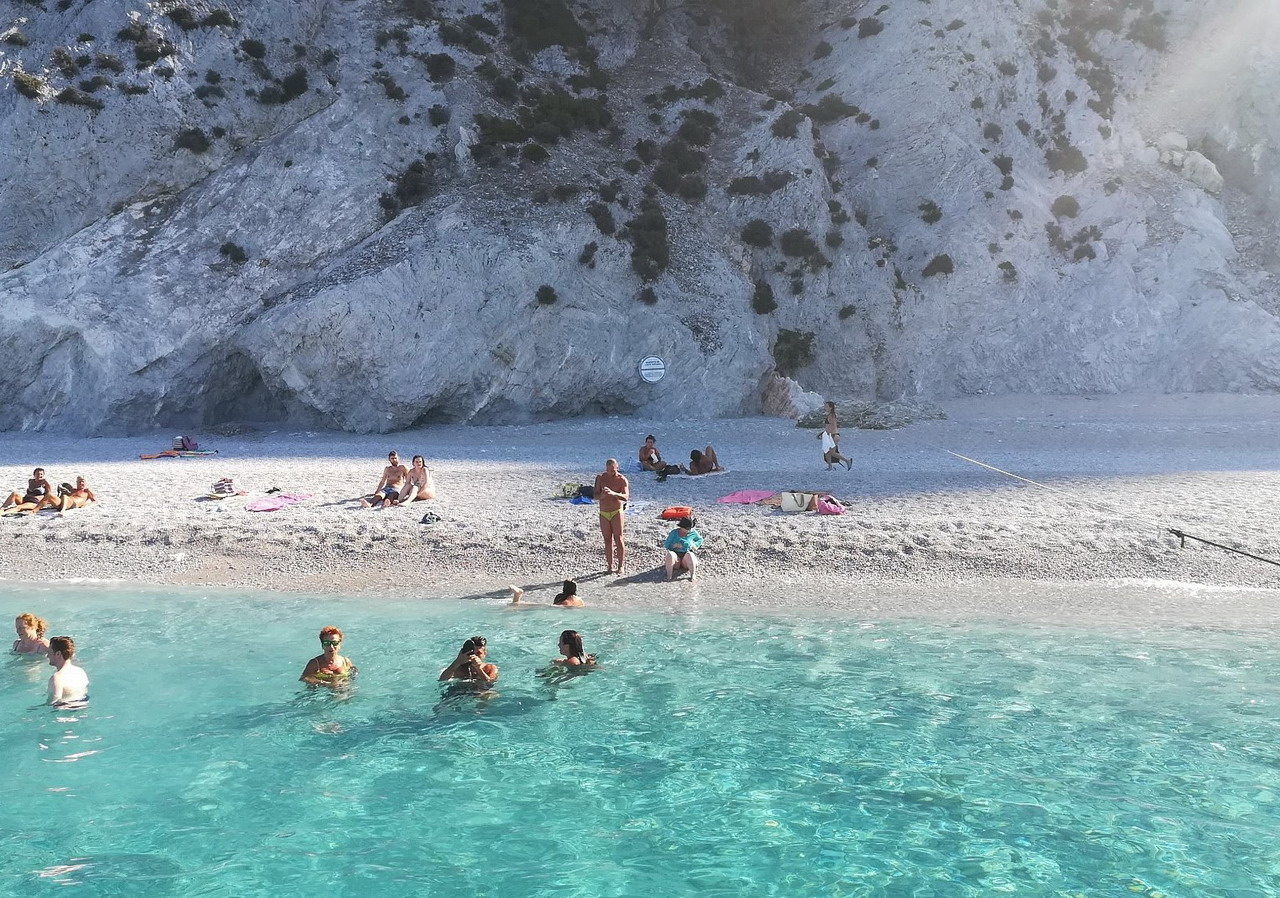  Lalaria beach Skiathos 