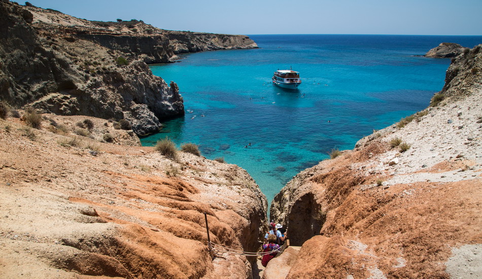 Tsigrado beach on Milos island