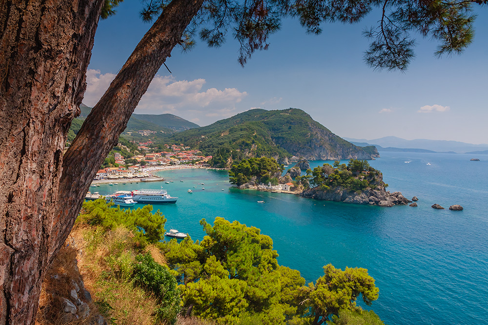Parga – zašto se turisti zaljubljuju u nju?