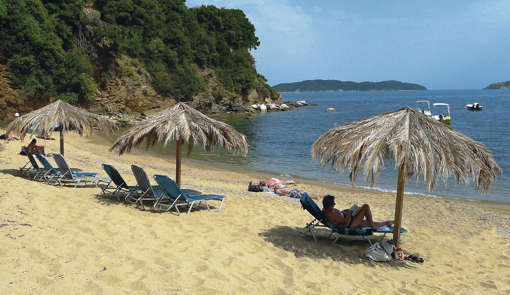  Achladies beach Skijatos