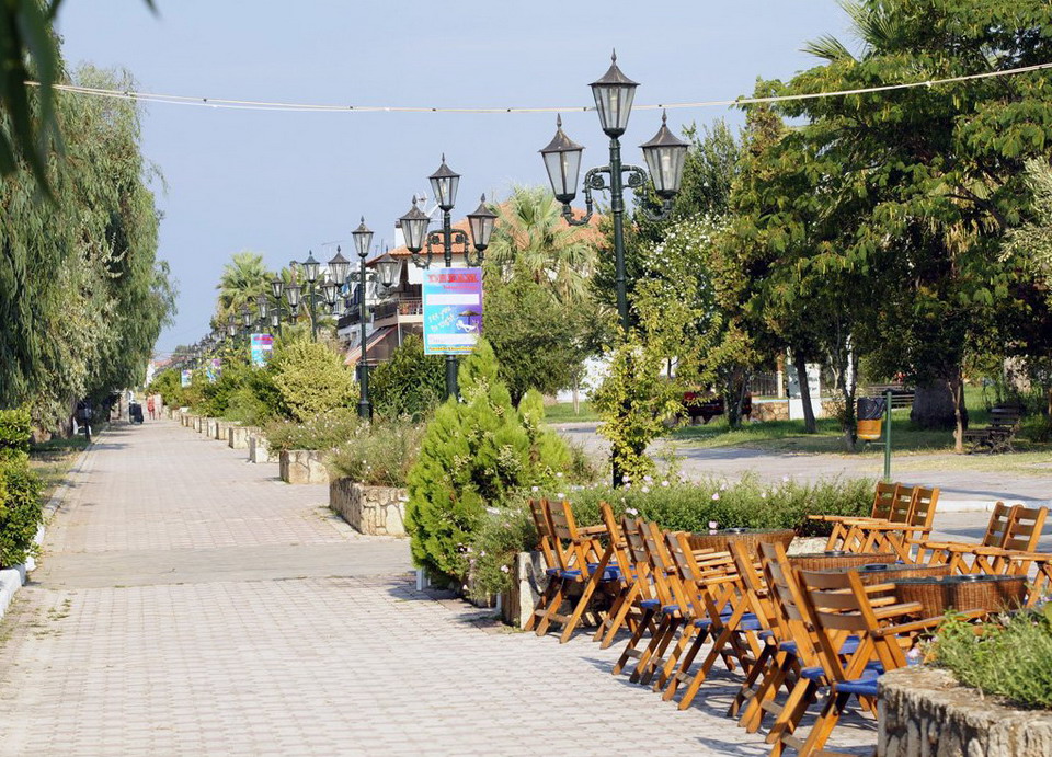 Paralia Dionisiou - miran odmor na Halkidikiju