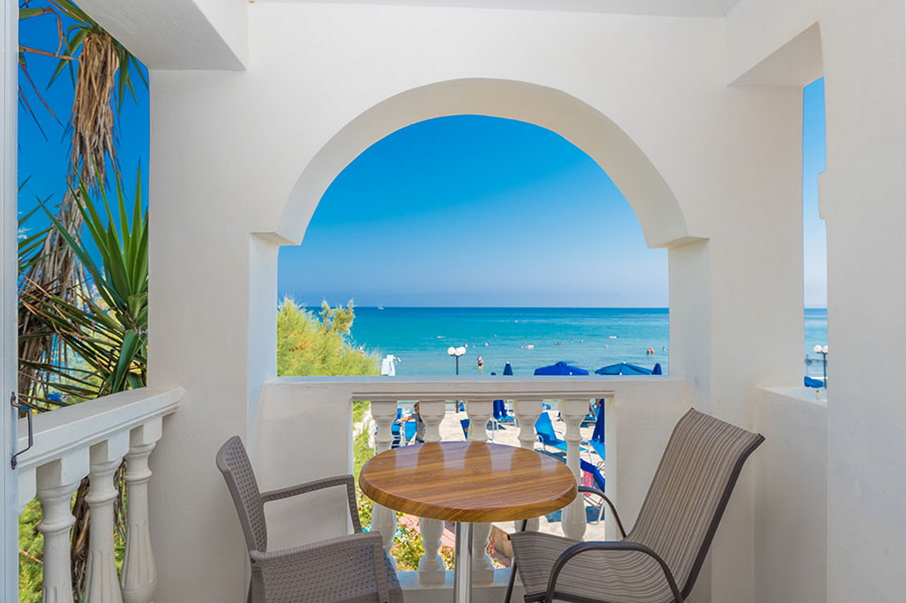 Grčka - apartmani i hoteli na plaži