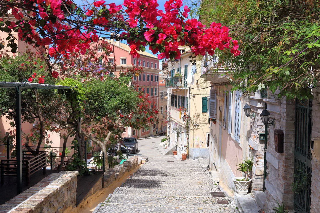 Letovanje na Krfu: Utisci, cene, plaže, izleti, saveti i preporuke posetilaca