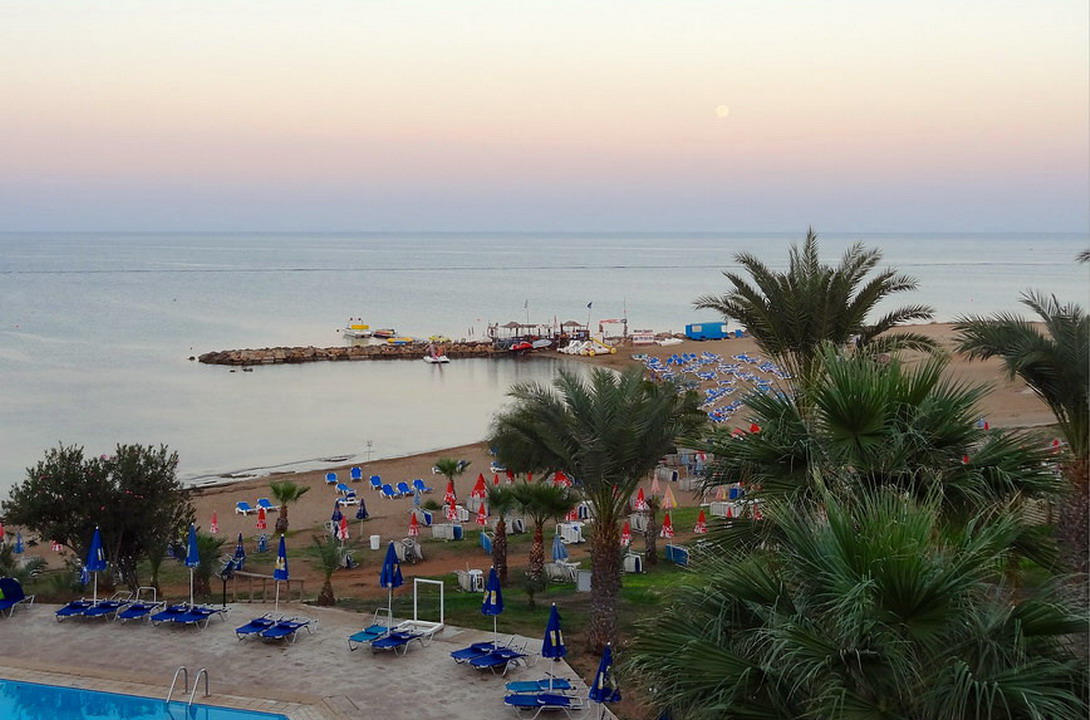  Louma plaža Protaras Kipar