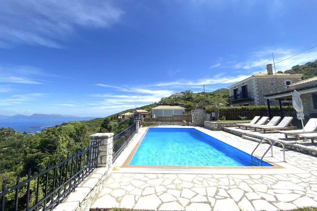 Letovanje na Lefkadi: Kako da pronađete najpovoljniji smeštaj