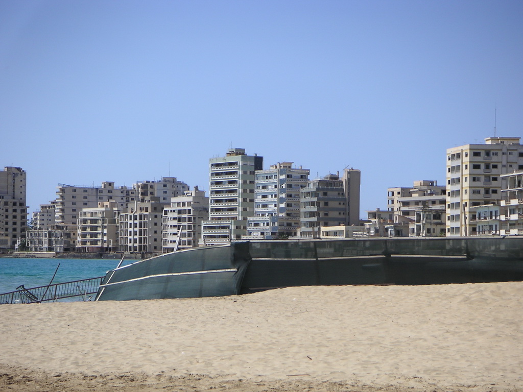  Famagusta grad duhova