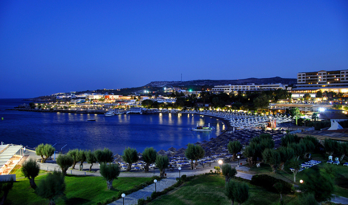 Ajde malo i o Rodosu... by Crni Mirko