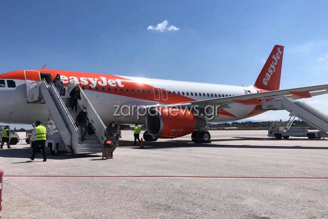  Turisti stigli na Krit