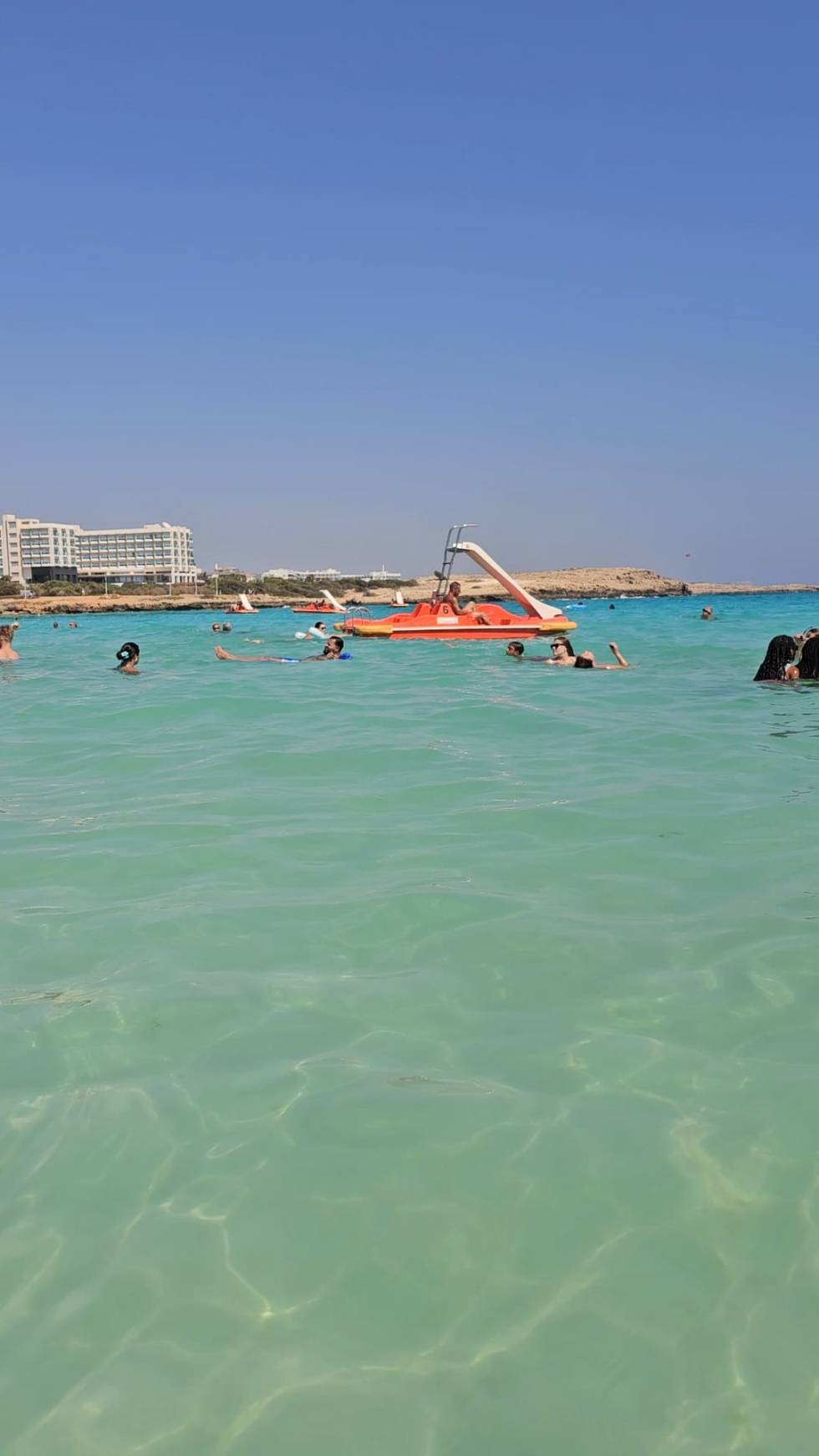 Plaže na Kipru 2026 – cene ležaljki i suncobrana, pravila i korisne informacije