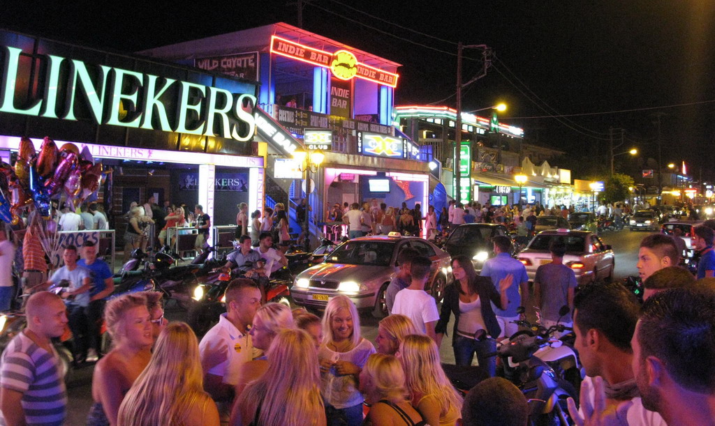 Apel svim mladim ljudima koji na letovanje u Grčku odlaze radi provoda