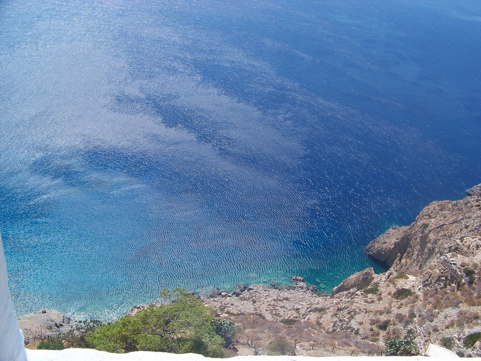 Upoznajte grčko ostrvo Amorgos u Kikladima