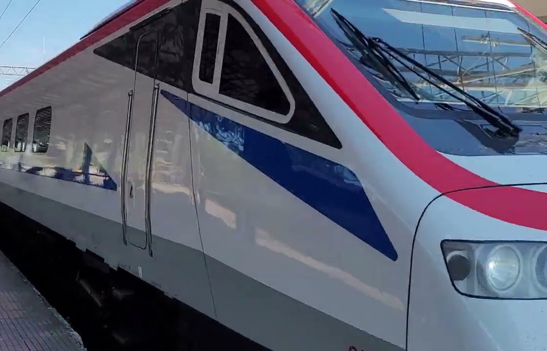 Solun-Atina automobilom, vozom ili avionom, cene karata i putarina