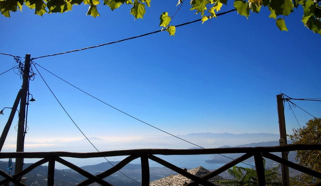 Makrinitsa, balkon Peliona