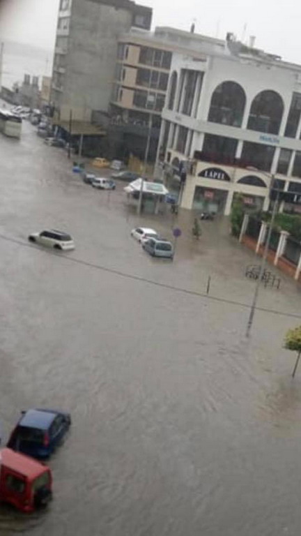 Bujice na ulicama Soluna