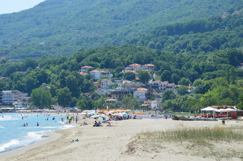 Kokkino Nero: Iskustva turista iz banje i letovališta u Tesaliji