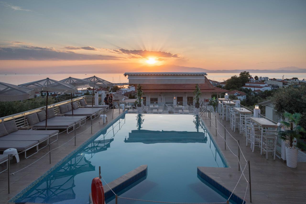 Anny Residences & Suites