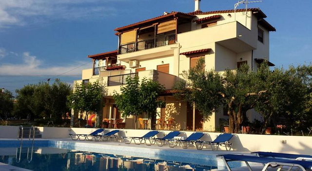 Villa Decauville Studios & Apartments