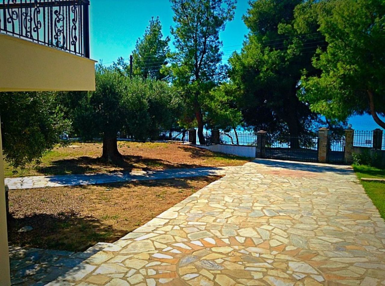 Maisonette Olivelias Beachfront