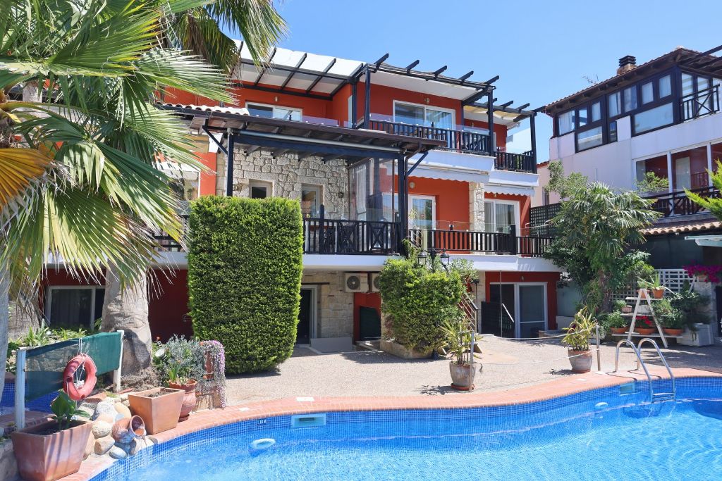 Aeollos Hotel