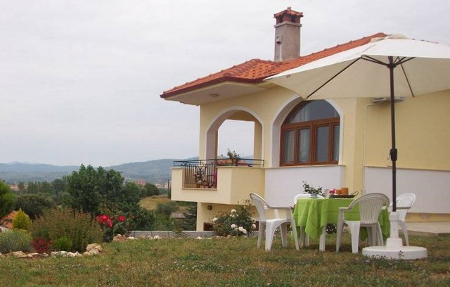 Nikiti House