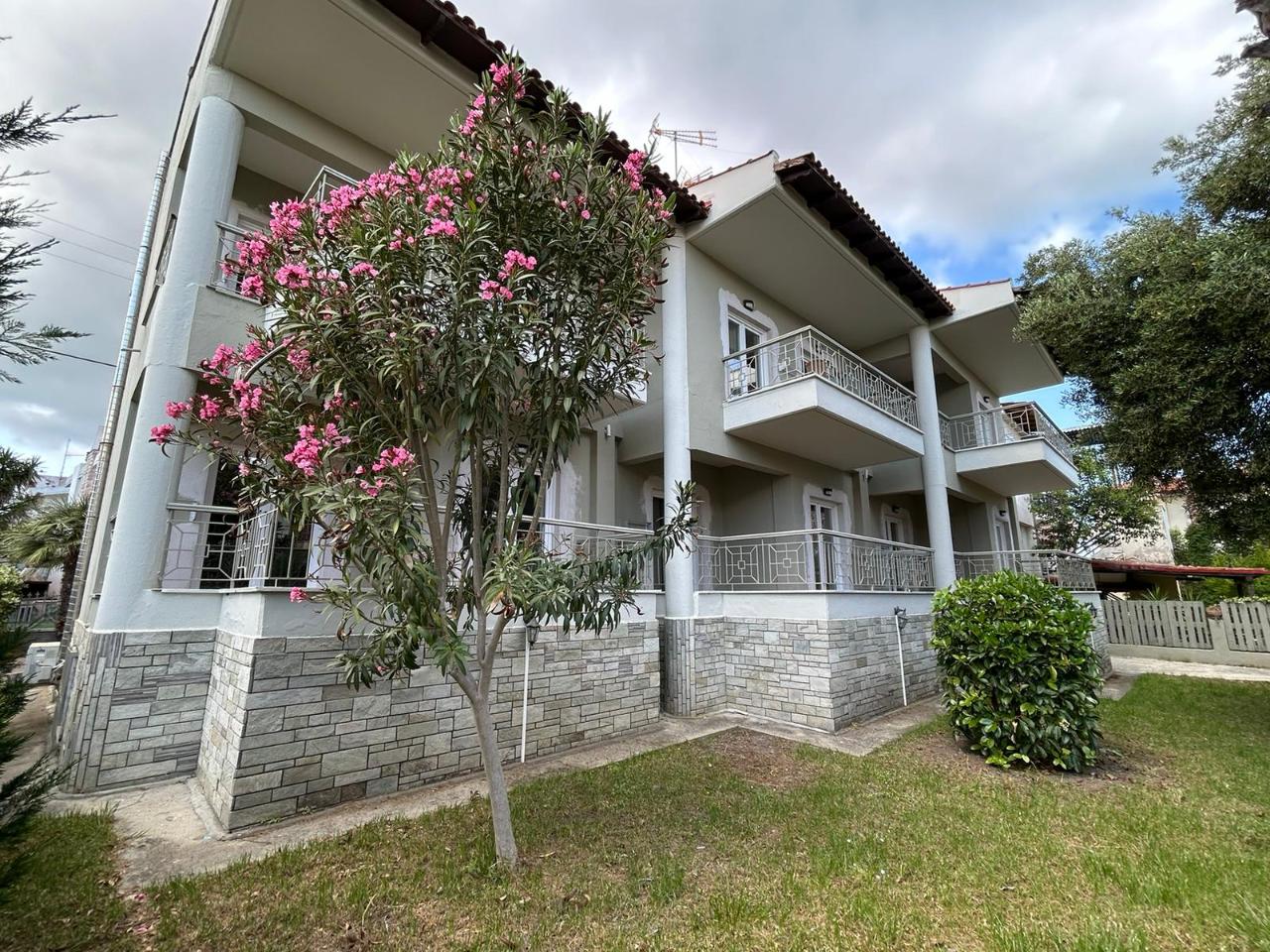 Villa Pavlos Helios