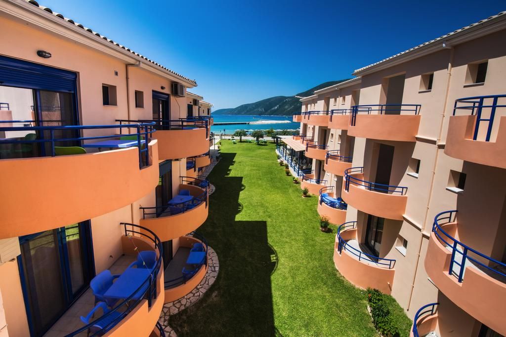 Akroyiali Resort